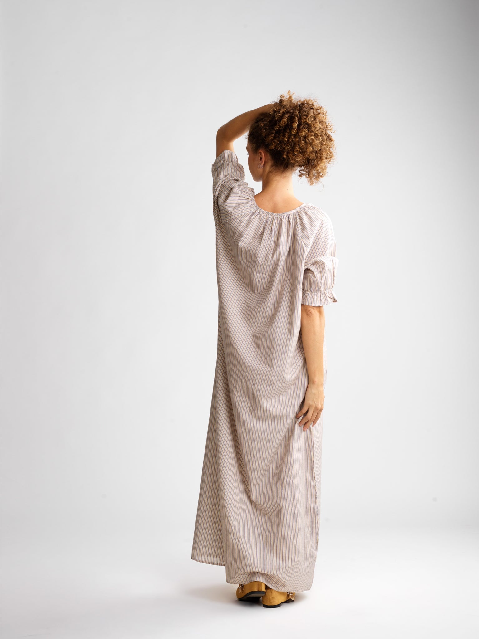 Robe Louise Latte