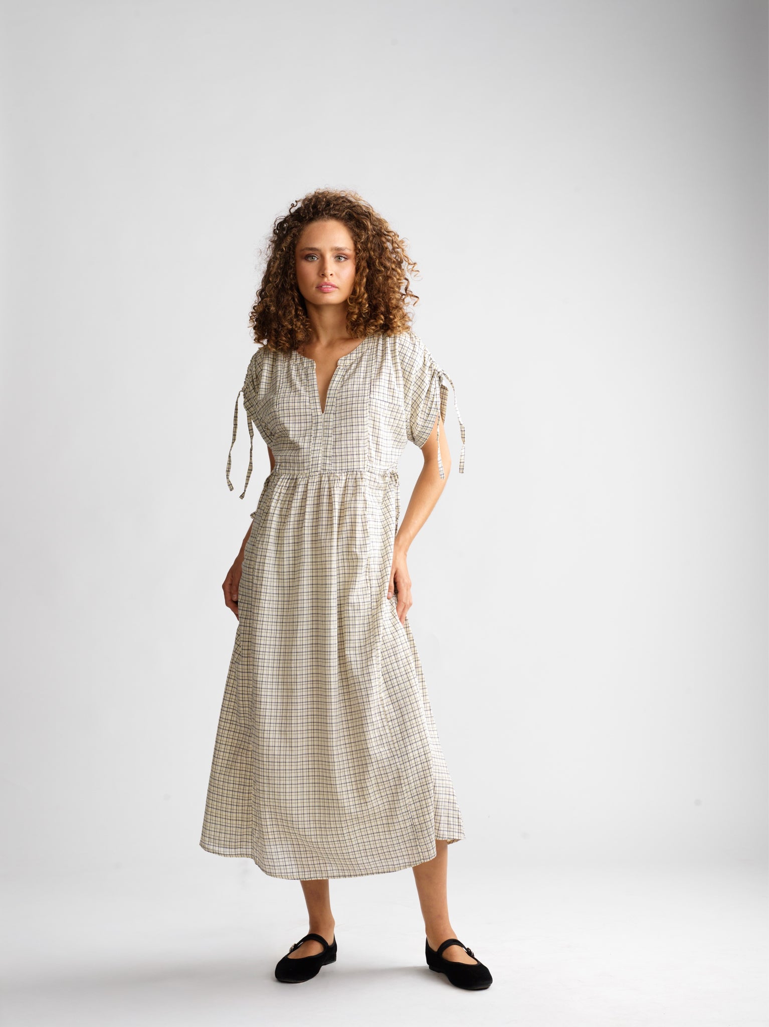 Robe Agneska Horizon Glow