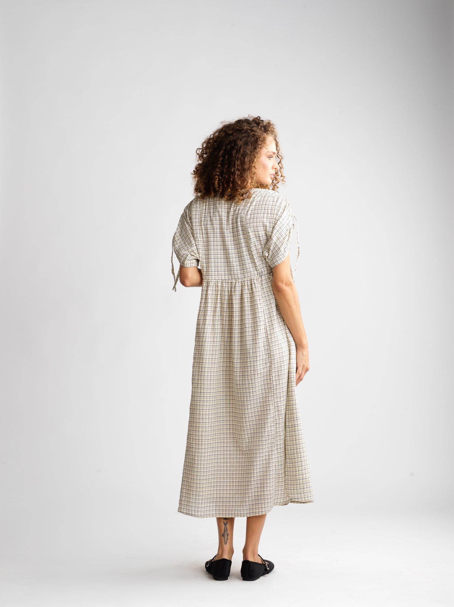 Robe Agneska Horizon Glow