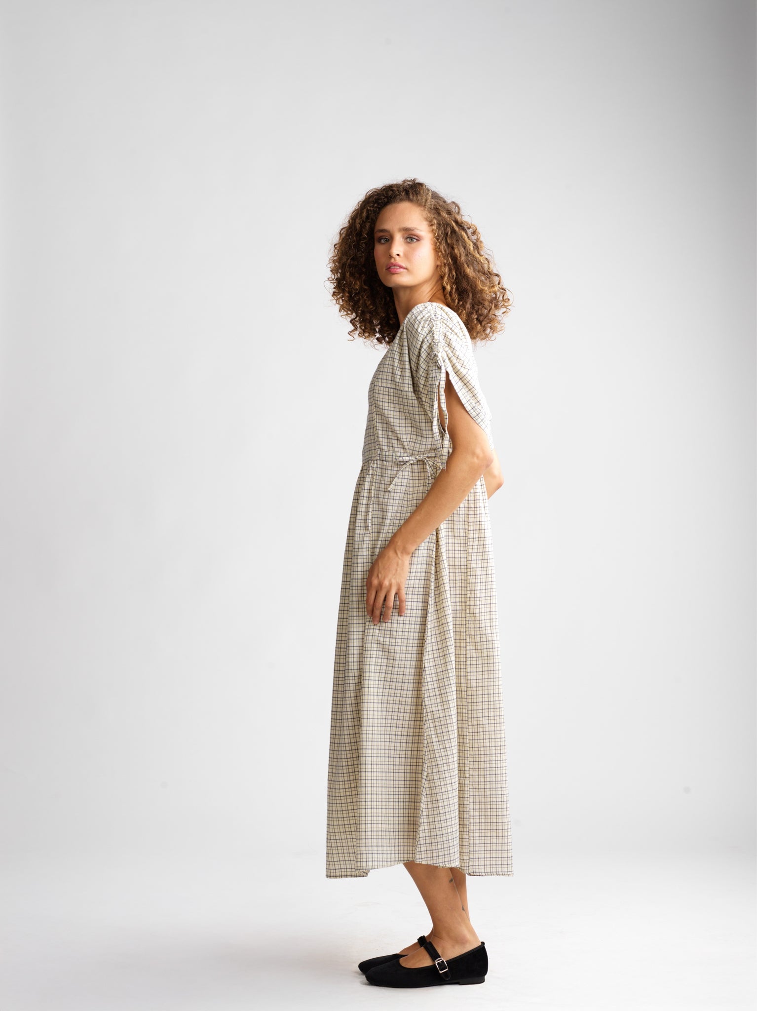 Robe Agneska Horizon Glow