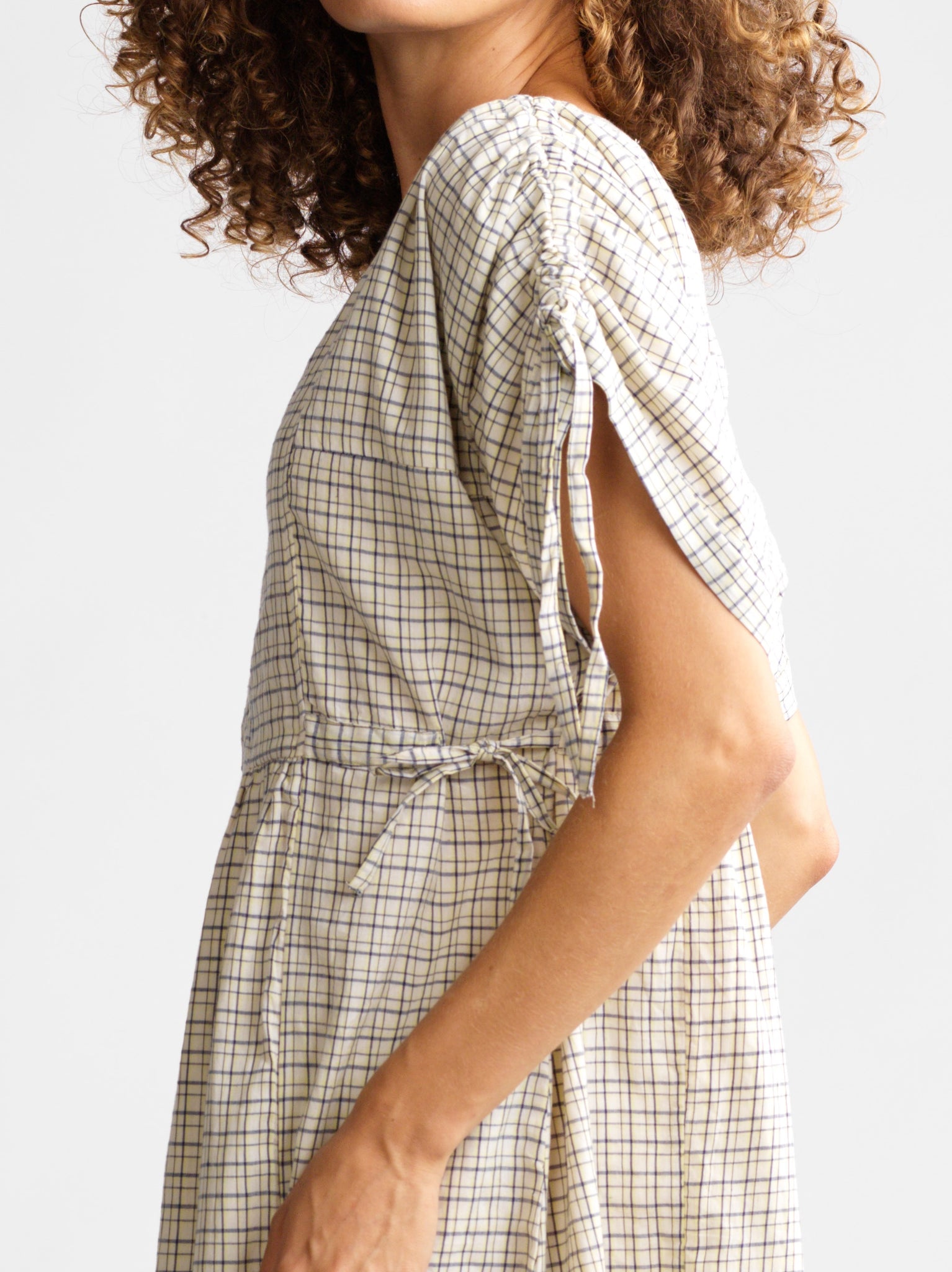 Robe Agneska Horizon Glow
